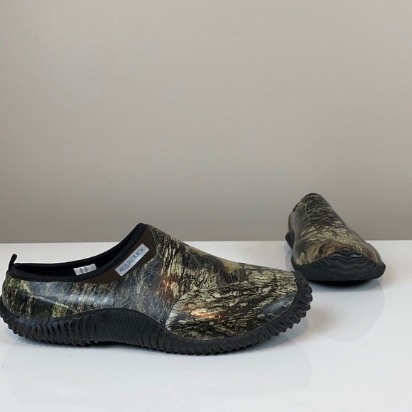 AquaDuck Camo Slip On Sail Duck Shoes Size 6 - Picture 1 of 14